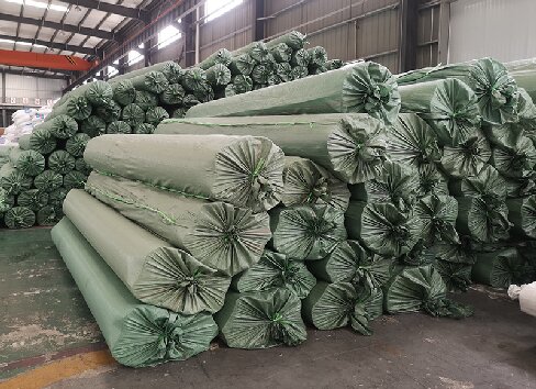 重庆土工布厂家选择短丝土工布的因素是什么